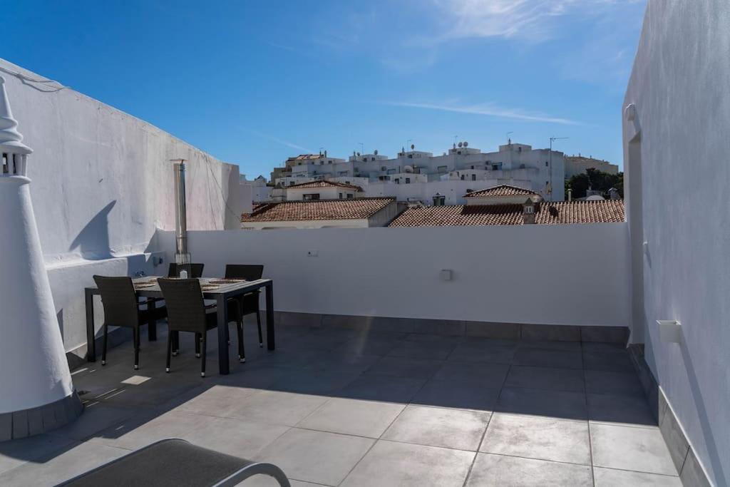 Carvoeiro Roof Top Apartment, Next To The Beach! Екстериор снимка